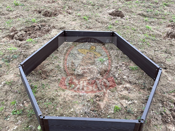 Пример готовые грядки ДПК